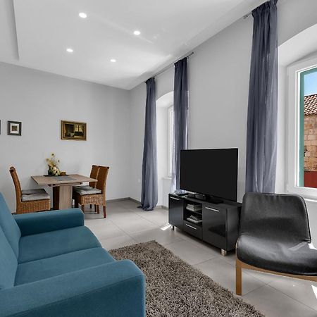 City Center Apartment Dvor Kalalarga Makarska Eksteriør billede