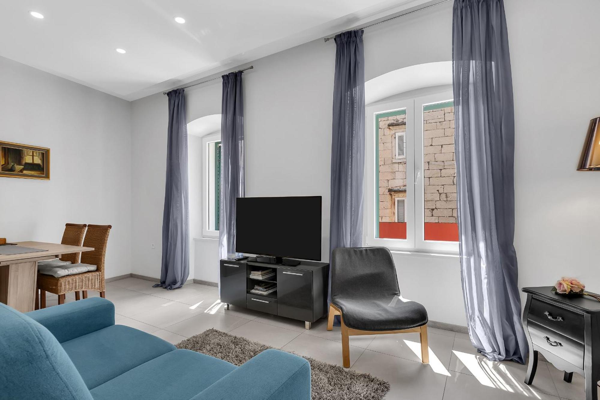 City Center Apartment Dvor Kalalarga Makarska Eksteriør billede